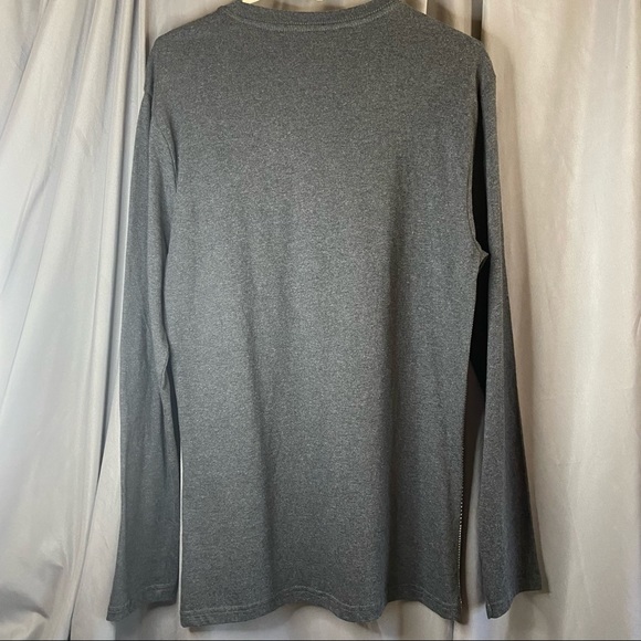 🖤Charcoal long sleeve crew 🖤 3/$15 - Picture 3 of 6